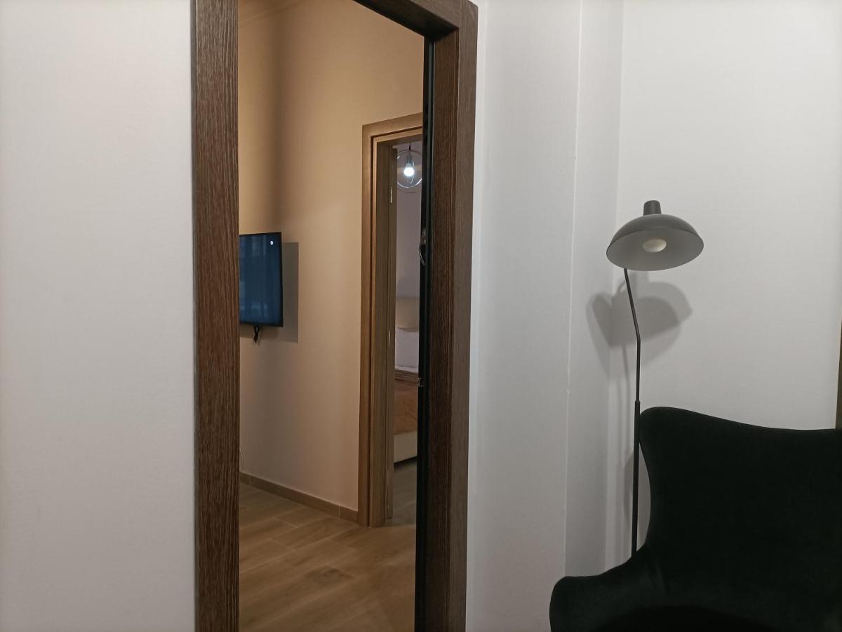 Modern Comfy Apartment Athens Exterior photo