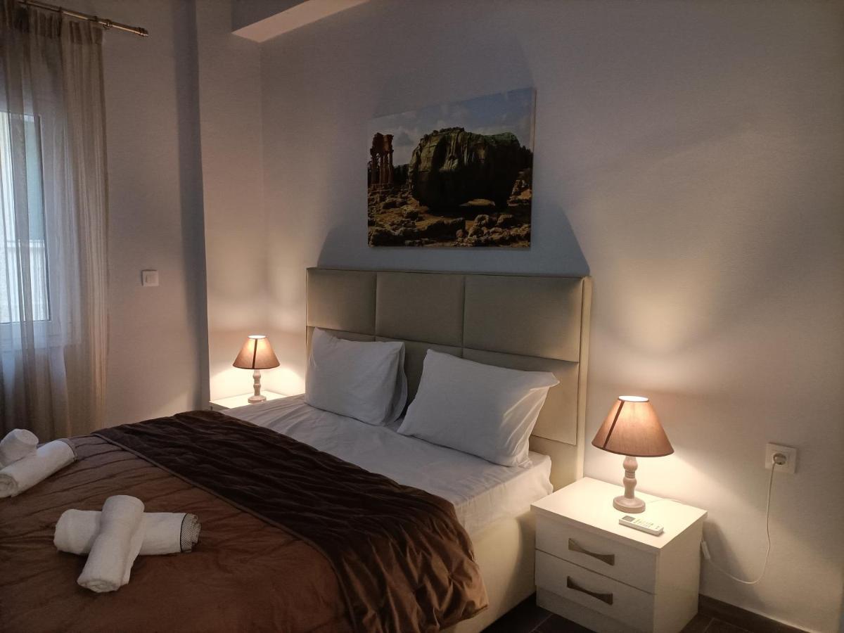 Modern Comfy Apartment Athens Exterior photo
